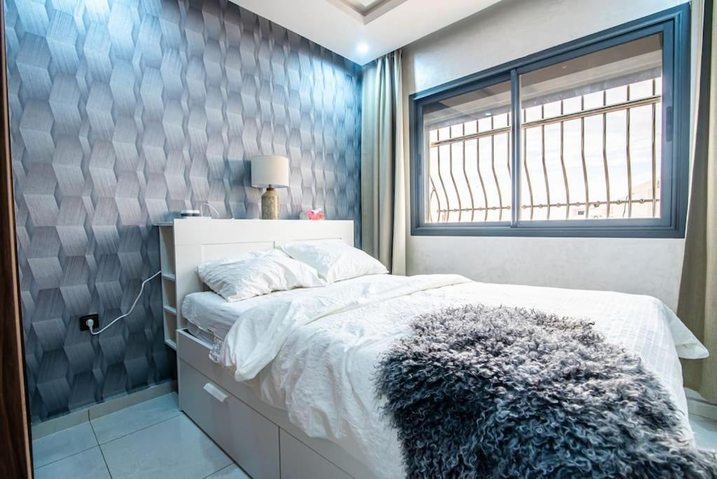 Apartment Skyline Retreat